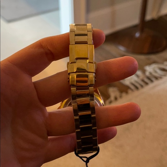 Deerfun gold watch with tag - Picture 3 of 3